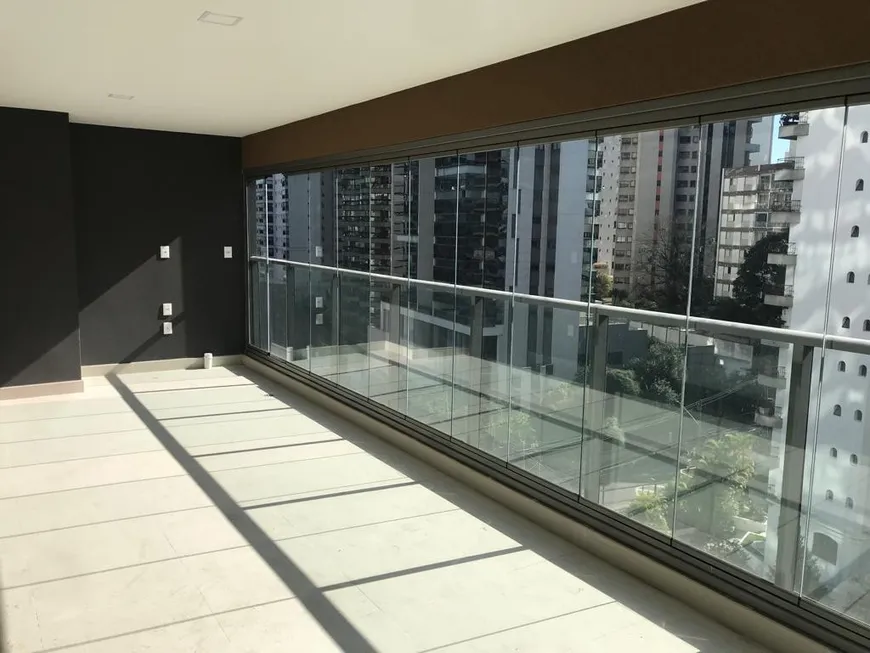 Foto 1 de Apartamento com 3 Quartos à venda, 143m² em Campo Belo, São Paulo