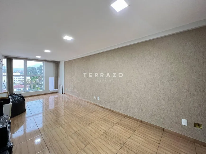 Foto 1 de Sala Comercial à venda, 28m² em Varzea, Teresópolis