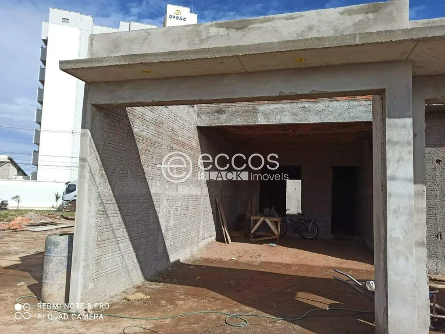 Foto 1 de Casa com 3 Quartos à venda, 160m² em Jardim Europa, Uberlândia