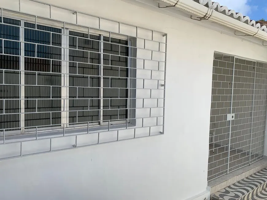 Foto 1 de Casa com 5 Quartos à venda, 140m² em Areias, Recife