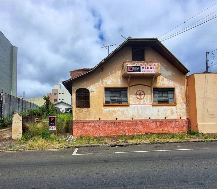 Foto 1 de Lote/Terreno à venda, 392m² em Órfãs, Ponta Grossa