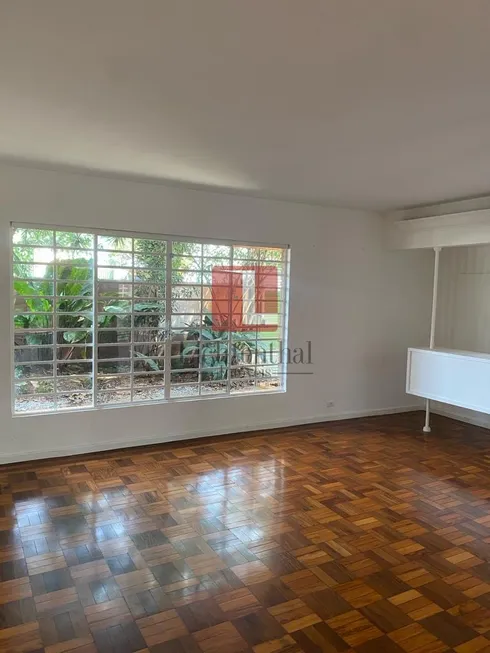 Foto 1 de Casa com 3 Quartos para alugar, 220m² em Moema, São Paulo