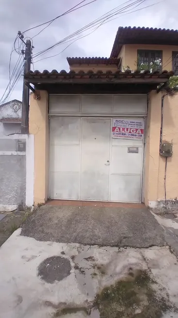 Foto 1 de Casa com 2 Quartos para alugar, 60m² em Realengo, Rio de Janeiro