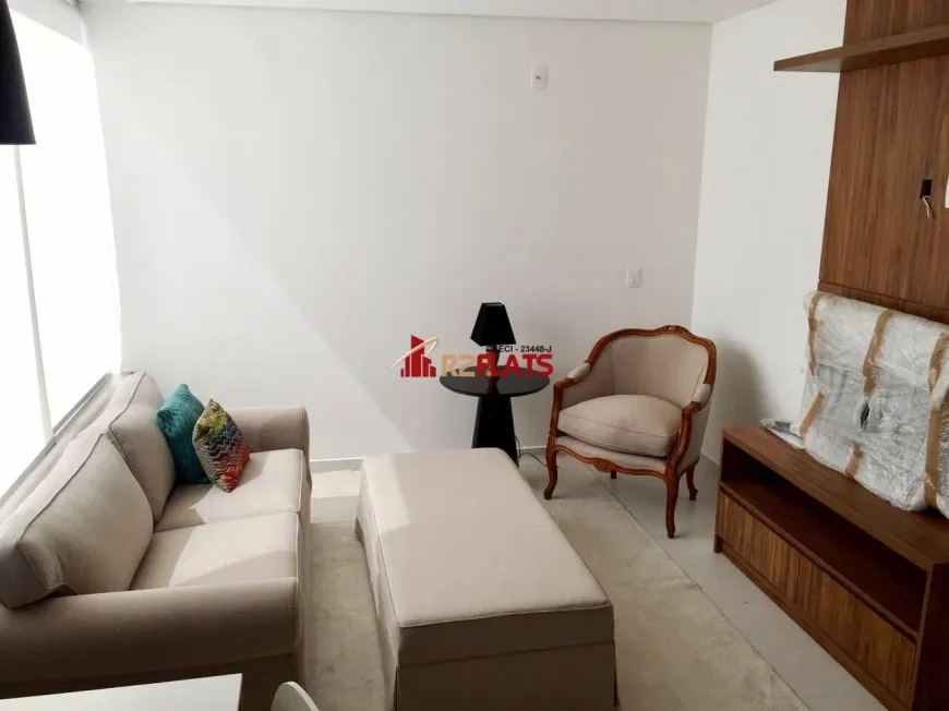 Foto 1 de Flat com 1 Quarto para alugar, 36m² em Vila Olímpia, São Paulo