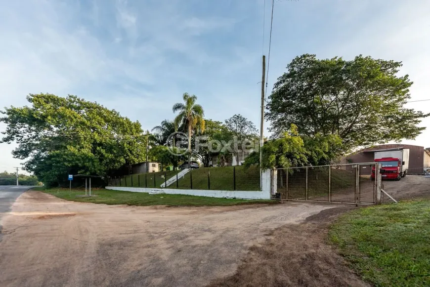 Foto 1 de Galpão/Depósito/Armazém à venda, 5000m² em Belém Novo, Porto Alegre