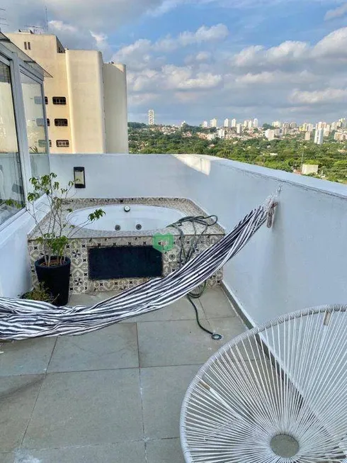 Foto 1 de Cobertura com 2 Quartos à venda, 180m² em Alto de Pinheiros, São Paulo