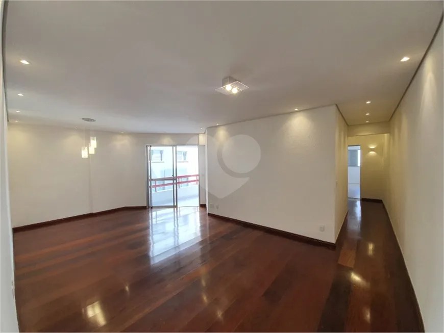 Foto 1 de Apartamento com 3 Quartos à venda, 105m² em Saúde, São Paulo