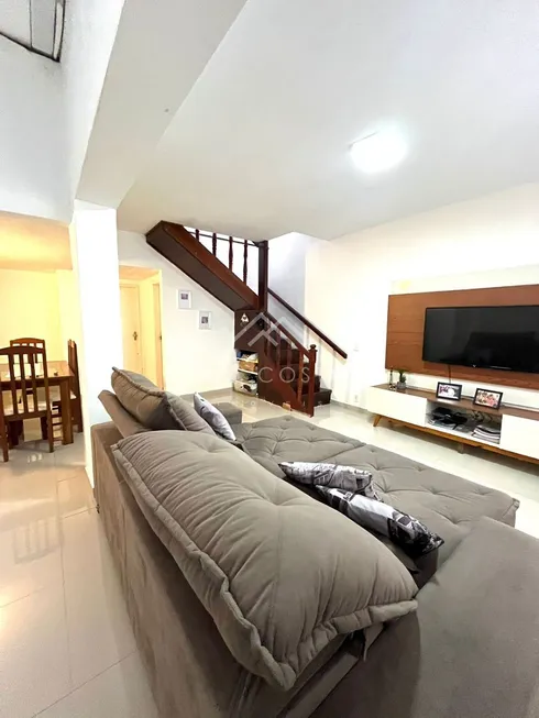 Foto 1 de Casa com 3 Quartos à venda, 117m² em Granja Guarani, Teresópolis