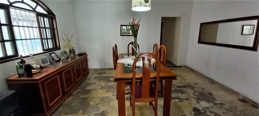 Foto 1 de Casa com 3 Quartos à venda, 200m² em Jardim Camburi, Vitória