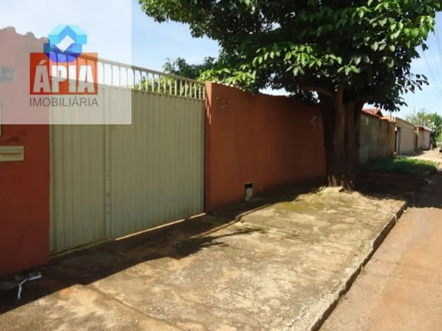 Foto 1 de Casa com 2 Quartos à venda, 96m² em Residencial Carla Cristina, Goiânia