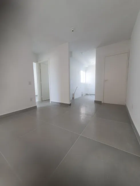 Foto 1 de Apartamento com 2 Quartos à venda, 40m² em Mário Quintana, Porto Alegre