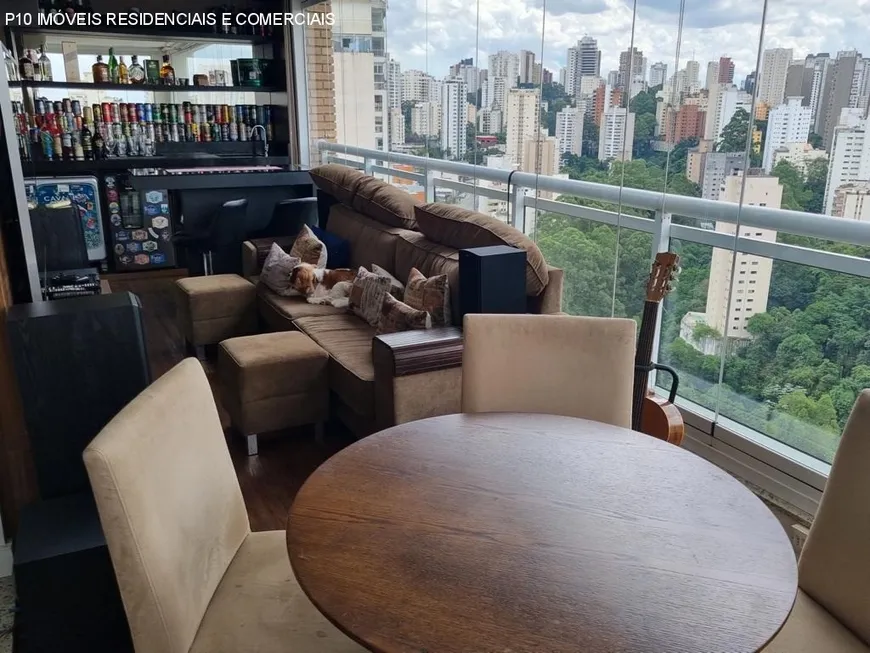 Foto 1 de Apartamento com 4 Quartos à venda, 200m² em Panamby, São Paulo