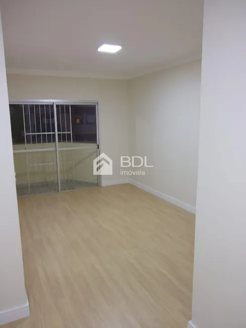 Foto 1 de Apartamento com 3 Quartos à venda, 72m² em Vila Itapura, Campinas