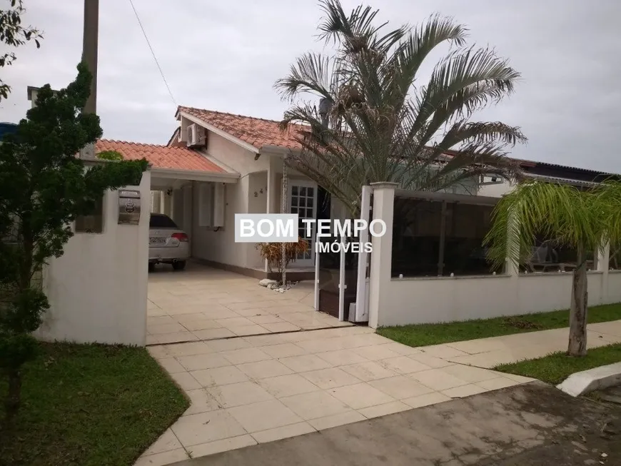 Foto 1 de Casa com 4 Quartos à venda, 200m² em Oásis do Sul, Tramandaí