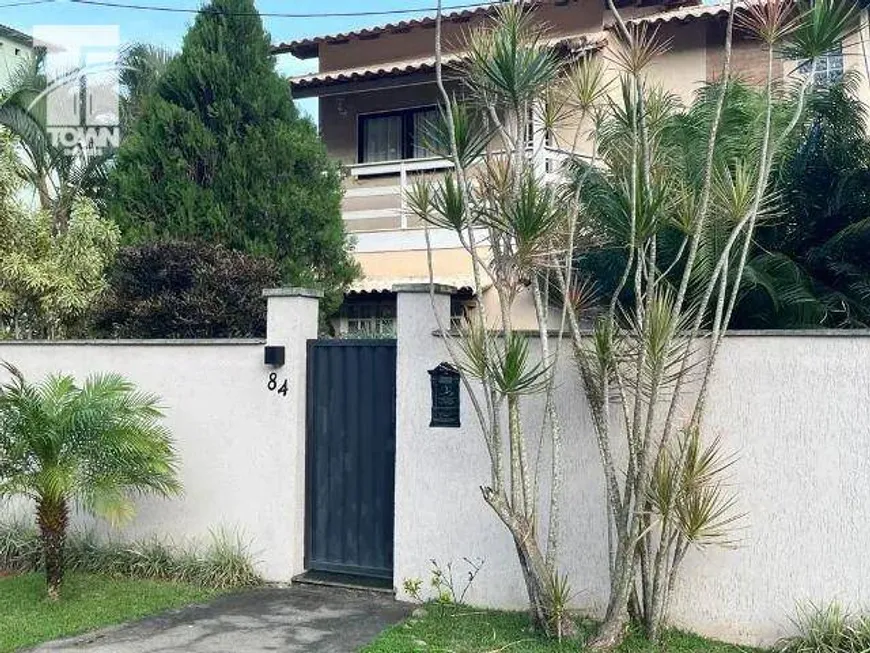 Foto 1 de Casa de Condomínio com 3 Quartos à venda, 200m² em Itaipuaçú, Maricá