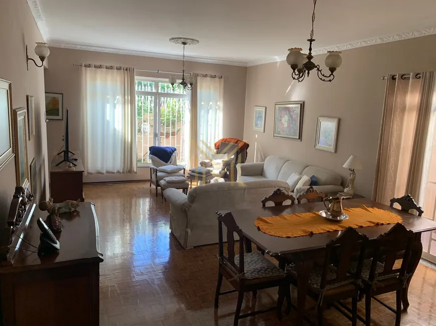 Foto 1 de Casa com 3 Quartos à venda, 236m² em Vila Santa Tereza, Bauru