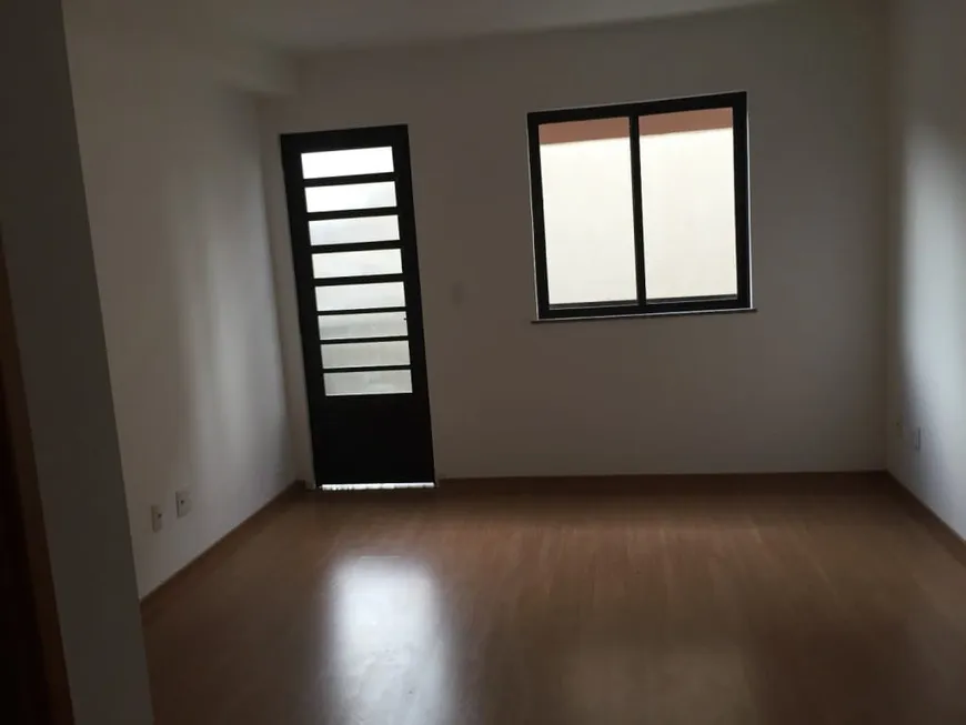 Foto 1 de Apartamento com 2 Quartos à venda, 10m² em Quitandinha, Petrópolis