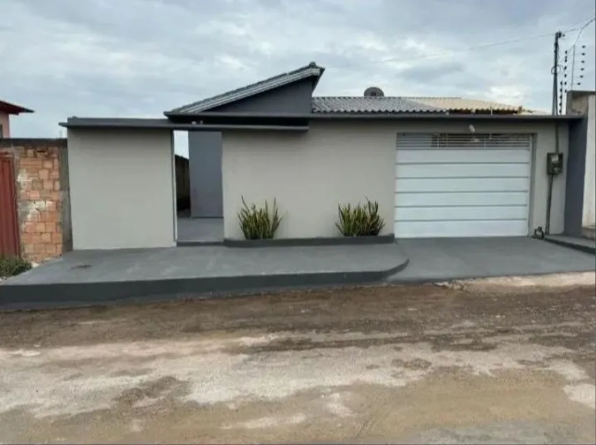 Foto 1 de Casa com 2 Quartos à venda, 123m² em Jardim Record, Taboão da Serra