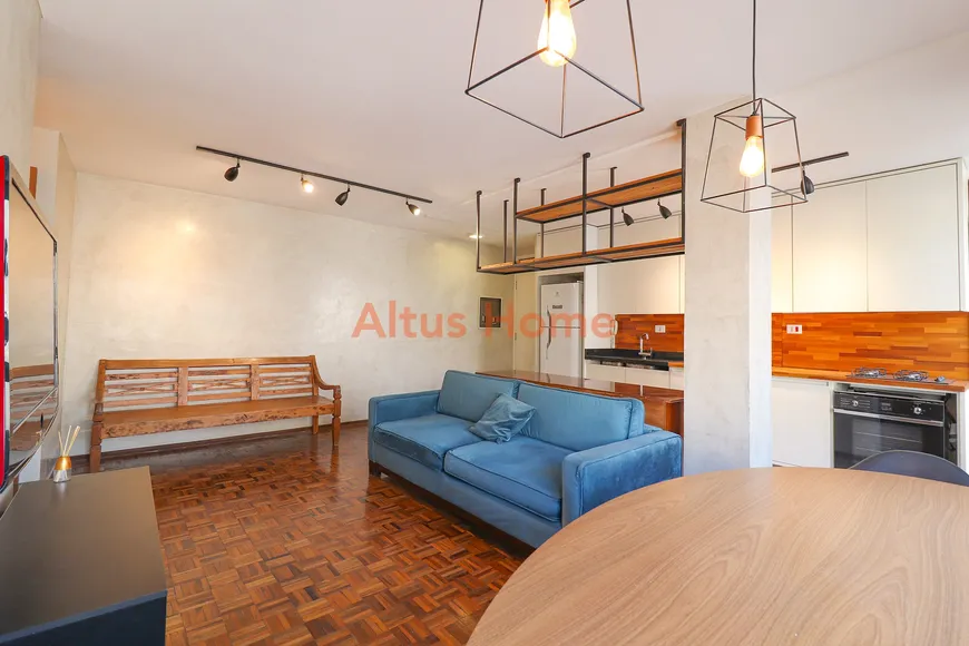 Foto 1 de Apartamento com 2 Quartos à venda, 81m² em Itaim Bibi, São Paulo
