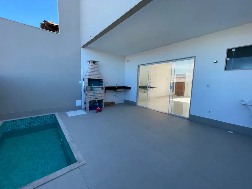 Foto 1 de Casa com 3 Quartos à venda, 118m² em Ataíde, Vila Velha