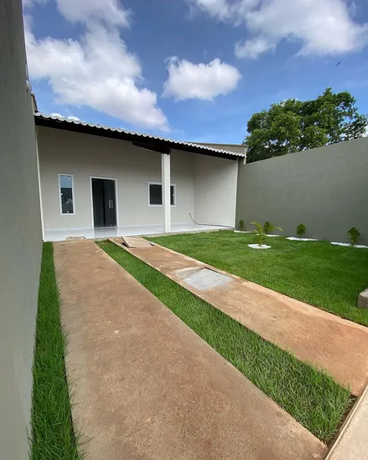 Foto 1 de Casa com 2 Quartos à venda, 145m² em Parque Ipe, Feira de Santana