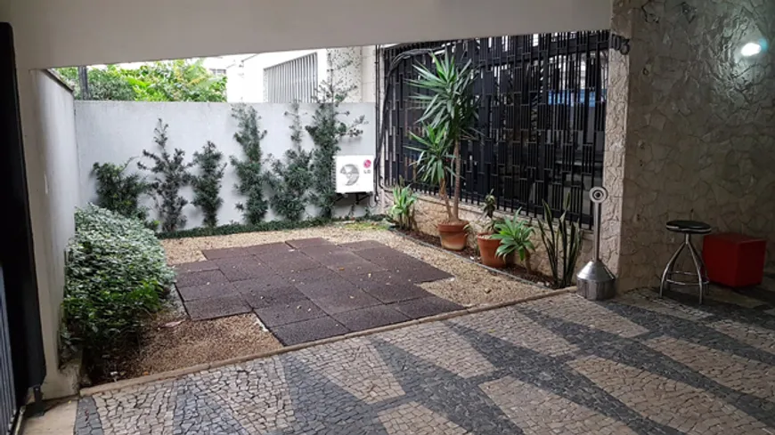 Foto 1 de Sobrado com 11 Quartos para venda ou aluguel, 369m² em Vila Mariana, São Paulo