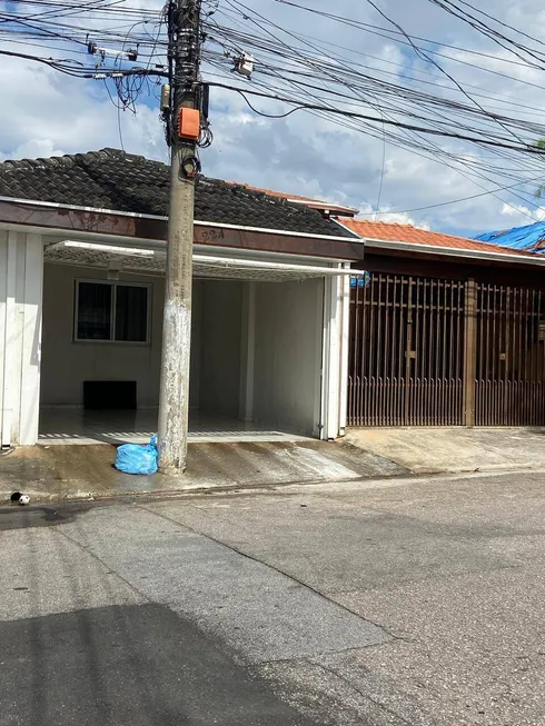 Foto 1 de Casa com 3 Quartos à venda, 90m² em Vila Industrial, São José dos Campos