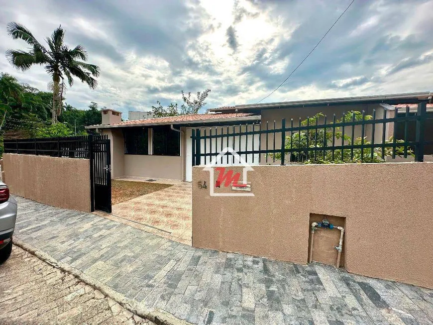 Foto 1 de Casa com 2 Quartos à venda, 72m² em Salto Norte, Blumenau