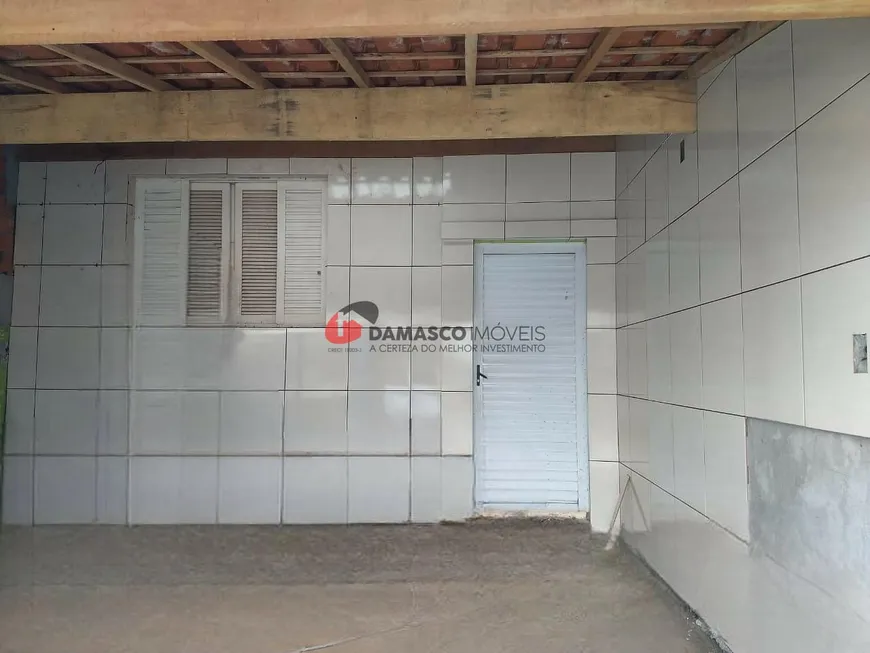 Foto 1 de Casa com 2 Quartos à venda, 10m² em Nova Gerti, São Caetano do Sul