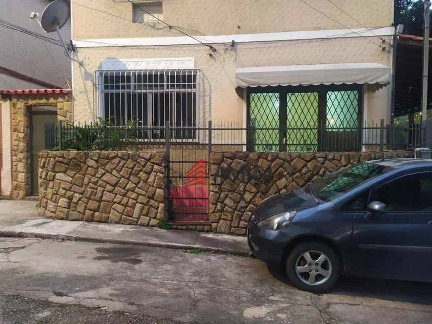 Foto 1 de Casa com 2 Quartos à venda, 120m² em Santa Rosa, Niterói