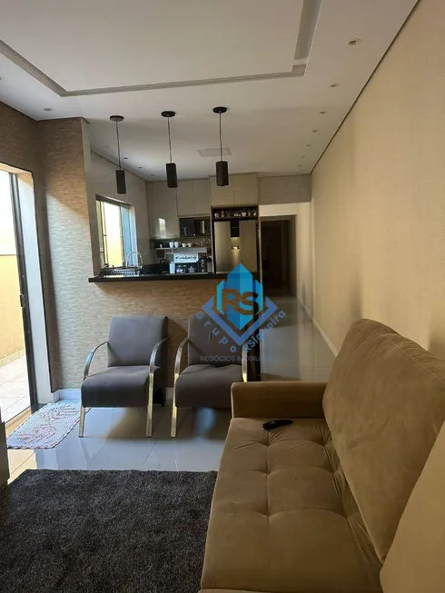 Foto 1 de Casa com 2 Quartos à venda, 190m² em Alves Dias, São Bernardo do Campo