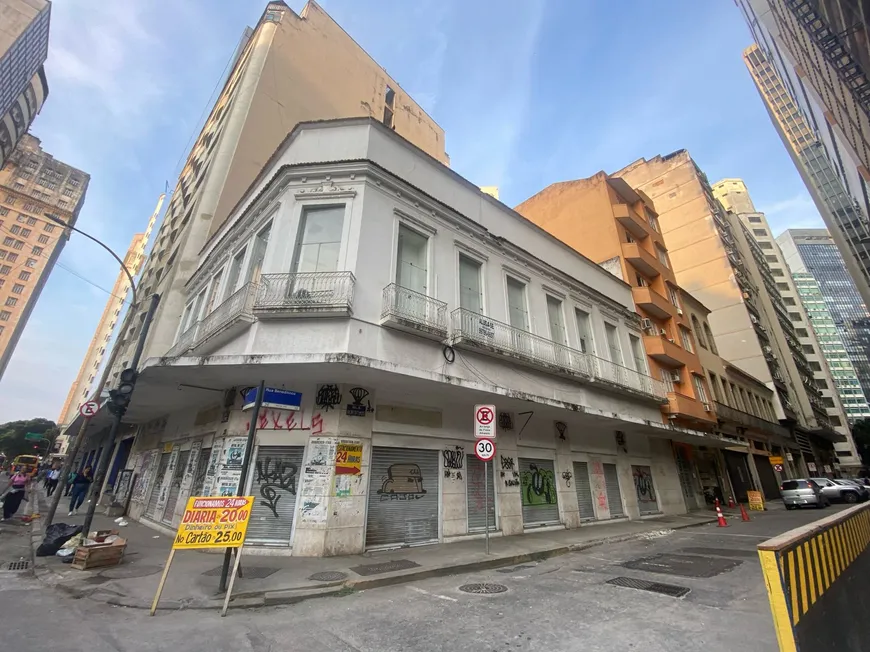 Foto 1 de Casa com 2 Quartos para alugar, 556m² em Centro, Rio de Janeiro