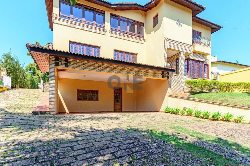 Foto 1 de Casa de Condomínio com 3 Quartos para venda ou aluguel, 500m² em Granja Viana, Carapicuíba