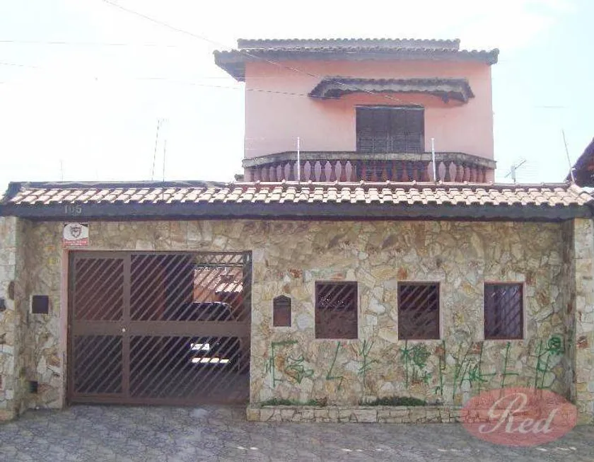 Foto 1 de Casa com 3 Quartos à venda, 247m² em Vila Figueira, Suzano