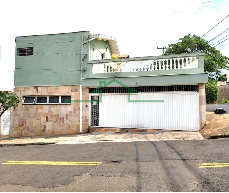 Foto 1 de Sobrado com 3 Quartos à venda, 184m² em Piracicamirim, Piracicaba