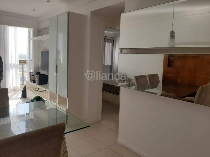 Foto 1 de Apartamento com 2 Quartos para alugar, 64m² em Itapuã, Vila Velha