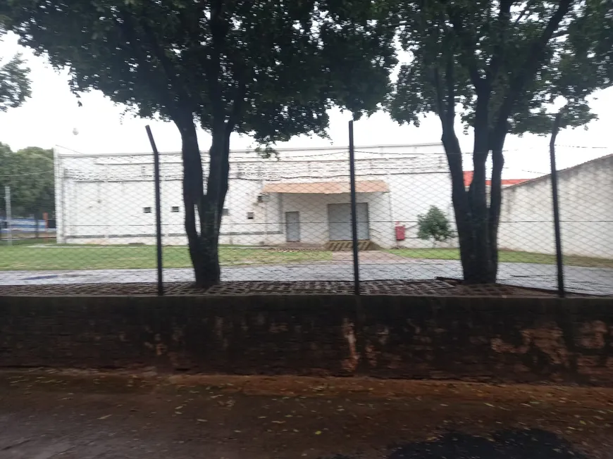 Foto 1 de Galpão/Depósito/Armazém para alugar, 1740m² em Parque Residencial Universitário, Rondonópolis