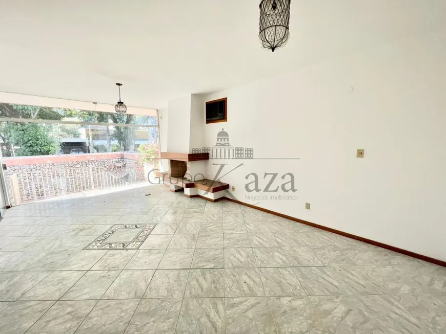 Foto 1 de Casa de Condomínio com 3 Quartos à venda, 440m² em Jardim Apolo I, São José dos Campos
