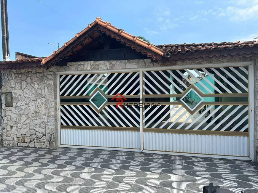 Foto 1 de Casa de Condomínio com 2 Quartos à venda, 89m² em Maracanã, Praia Grande