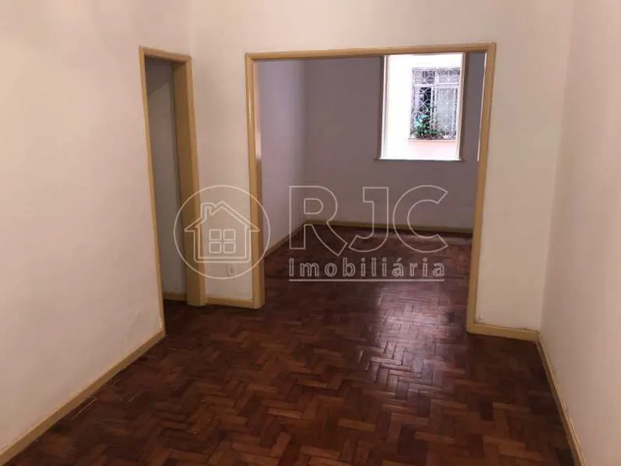 Foto 1 de Apartamento com 1 Quarto à venda, 42m² em Grajaú, Rio de Janeiro