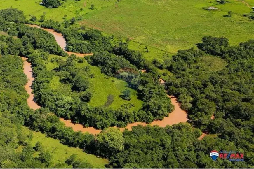 Foto 1 de Fazenda/Sítio com 3 Quartos à venda, 250m² em , Jaraguari