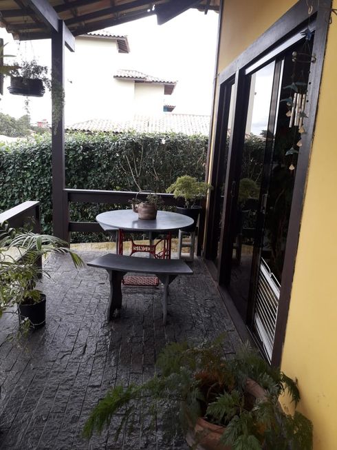 Casa de Condomínio na Rua das Casuarinas, 100, Rasa em Armação dos