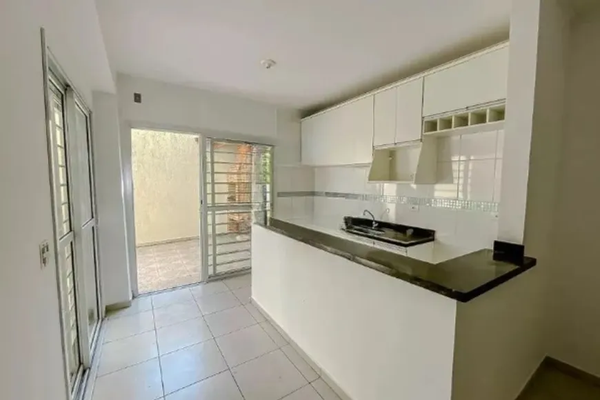 Foto 1 de Casa com 5 Quartos à venda, 230m² em Vila Oratório, São Paulo