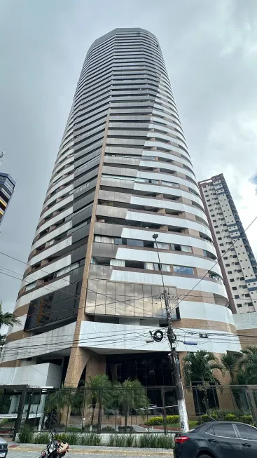 Foto 1 de Apartamento com 3 Quartos para alugar, 206m² em Umarizal, Belém