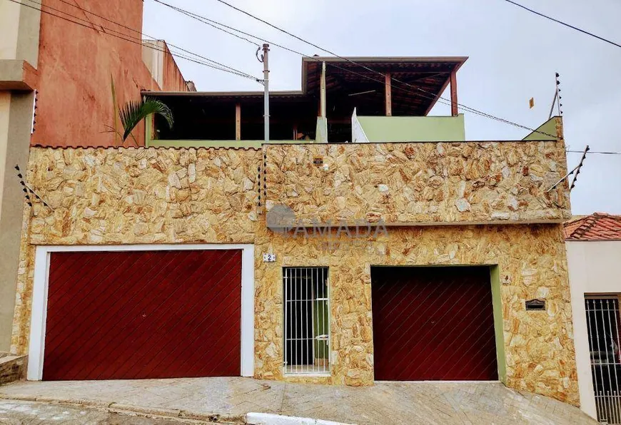 Foto 1 de Sobrado com 5 Quartos à venda, 301m² em Vila Granada, São Paulo