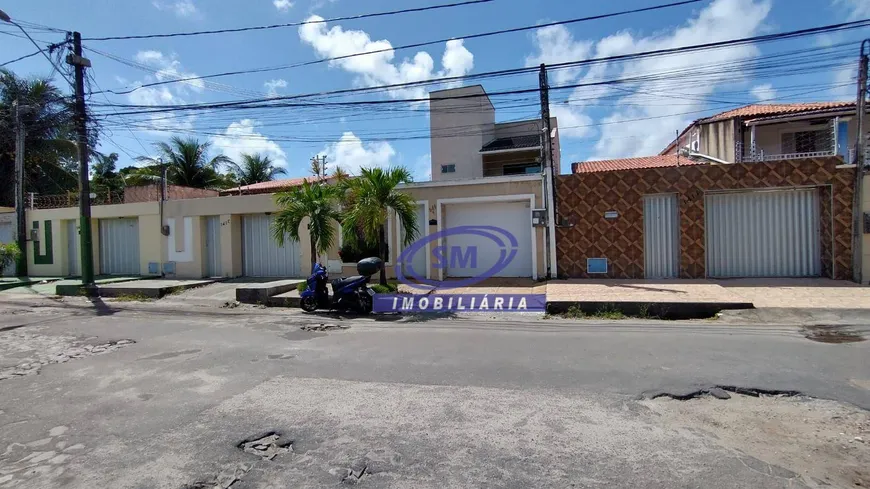 Foto 1 de Casa com 4 Quartos à venda, 210m² em Cidade dos Funcionários, Fortaleza