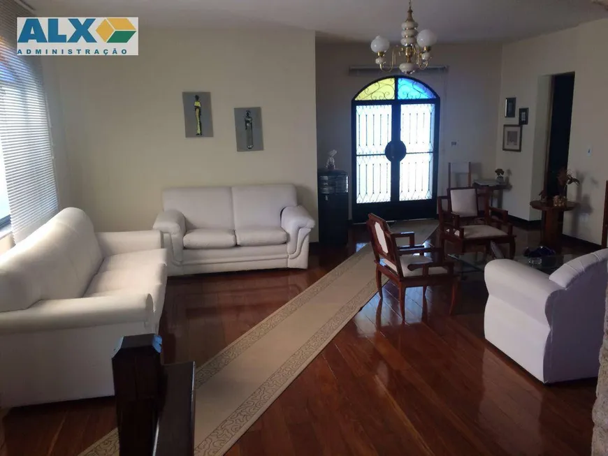 Foto 1 de Casa de Condomínio com 4 Quartos à venda, 1404m² em Baldeador, Niterói