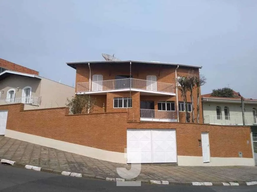 Foto 1 de Casa com 4 Quartos à venda, 335m² em Jardim Guarani, Campinas