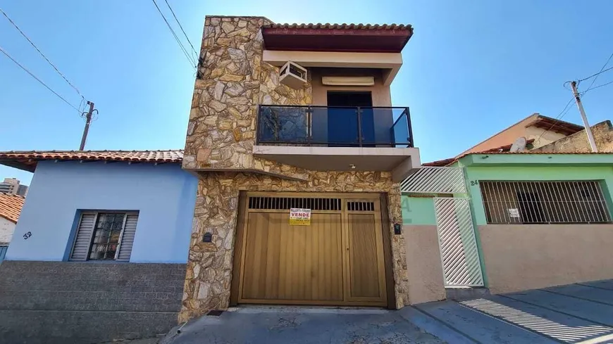 Foto 1 de Casa com 3 Quartos à venda, 125m² em Centro, Salto