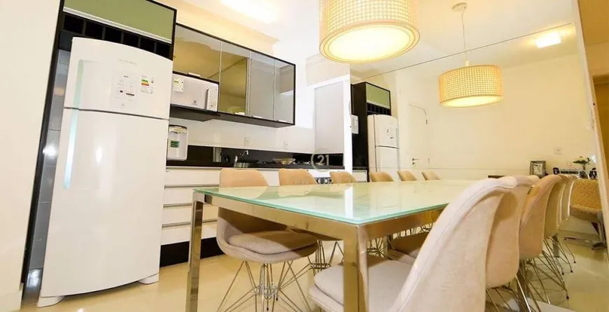 Foto 1 de Apartamento com 3 Quartos à venda, 78m² em Capoeiras, Florianópolis